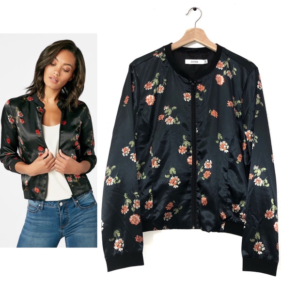 JustFab Jackets & Blazers - JustFab Floral Print Bomber Jacket